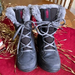 Kids Columbia Snow Boots